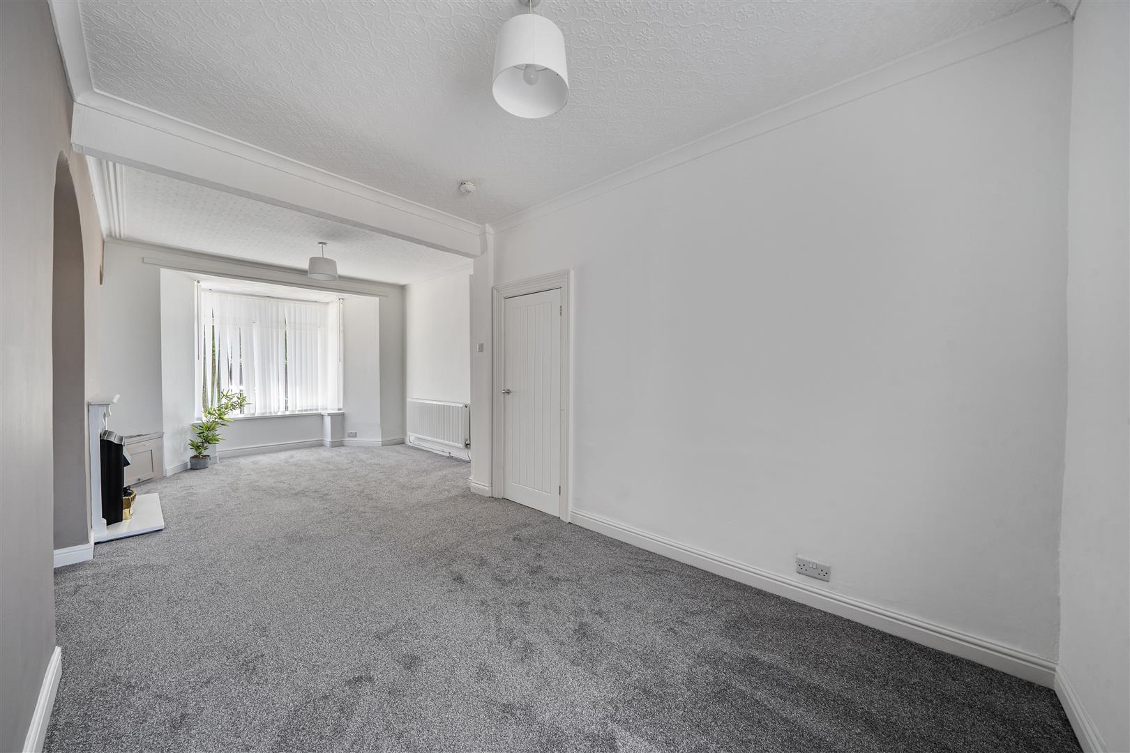 Ravenhill Road, Ravenhill, Swansea, SA5 5AN